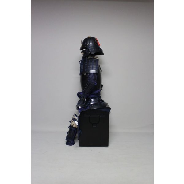 画像5: 4【O-065】濃紺糸威黒桶側二枚胴具足（手時代塗） (5)