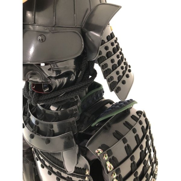 画像8: 14【O-036】黒糸威縦矧二枚胴具足  (8)