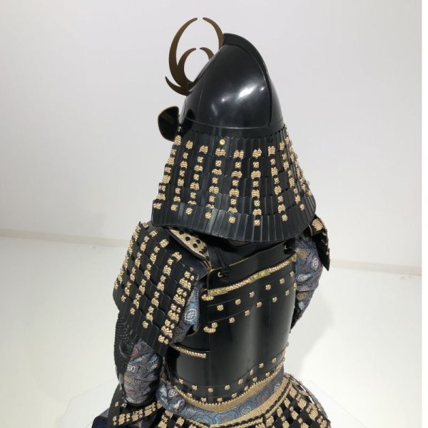 画像9: 19【O-023】啄木糸威縦矧二枚胴具足  (9)