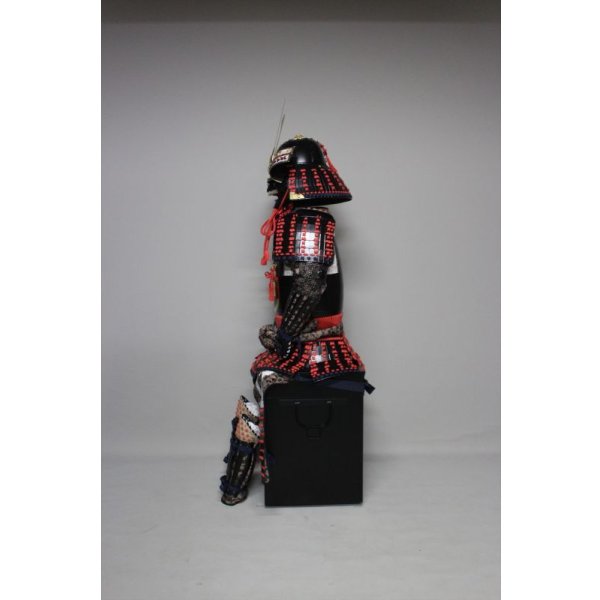 画像4: 8【O-048】赤糸威伊予素懸二枚胴具足　(艶消塗)  (4)