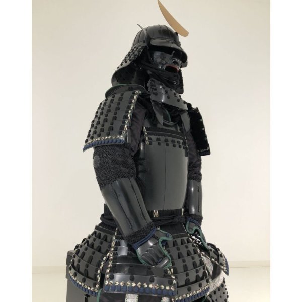 画像6: 14【O-036】黒糸威縦矧二枚胴具足  (6)